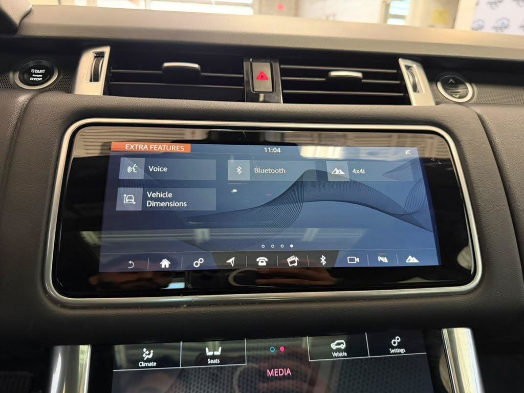 Used 2019 Land Rover Range Rover Sport HSE AWD/4WD image 37