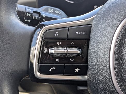 Used 2024 Kia Sorento SX image 26