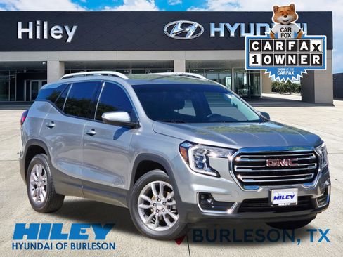 Used 2023 GMC Terrain SLT image 1