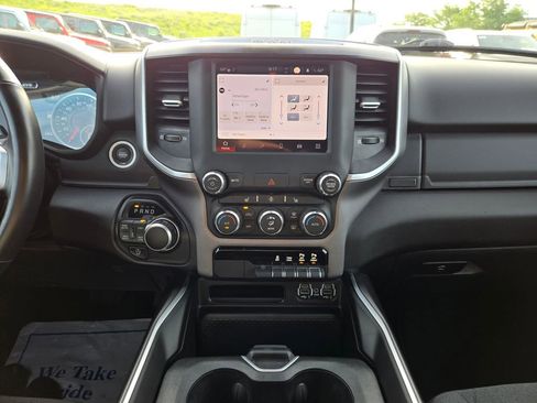 Used 2022 RAM 1500 Big Horn AWD/4WD image 23