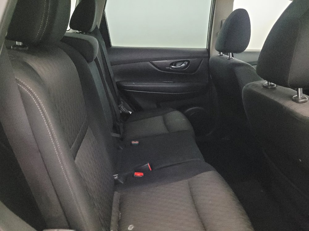 Used 2019 Nissan Rogue SV AWD/4WD image 19