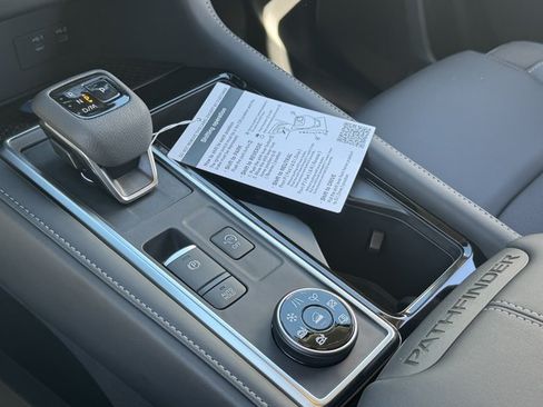 New 2026 Nissan Pathfinder SL AWD/4WD image 11