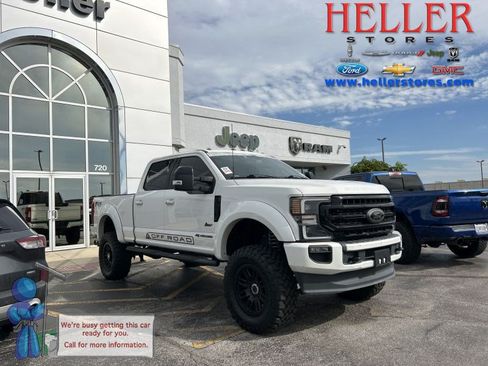 Used 2022 Ford F250 Lariat w/ Black Appearance Package AWD/4WD image 1