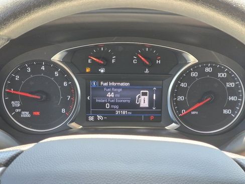 Used 2023 GMC Acadia SLE w/ Driver Convenience Package FWD image 21