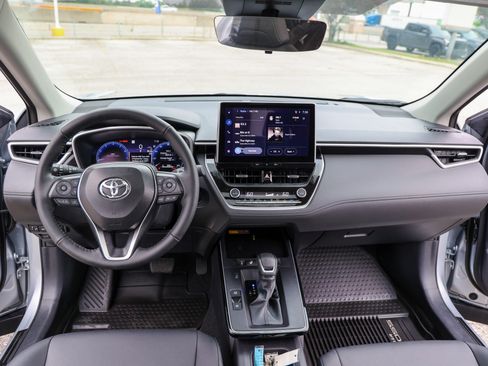 Certified 2026 Toyota Corolla Cross XLE w/ Convenience Package AWD/4WD image 34