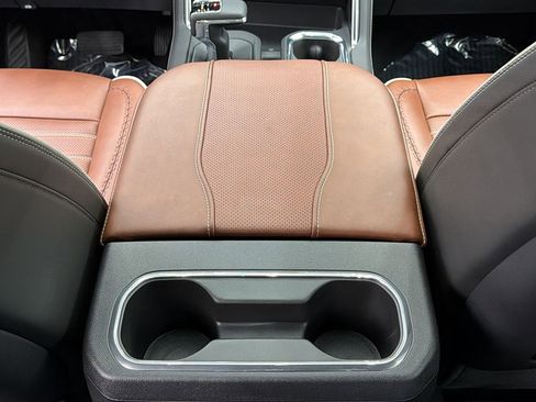 Used 2025 GMC Sierra 1500 Denali Ultimate image 38