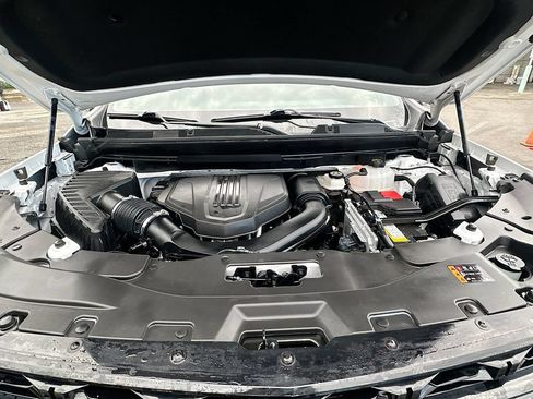 Used 2024 Chevrolet Traverse RS FWD image 33