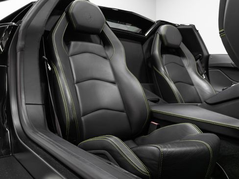Used 2015 Lamborghini Aventador LP 700-4 image 21