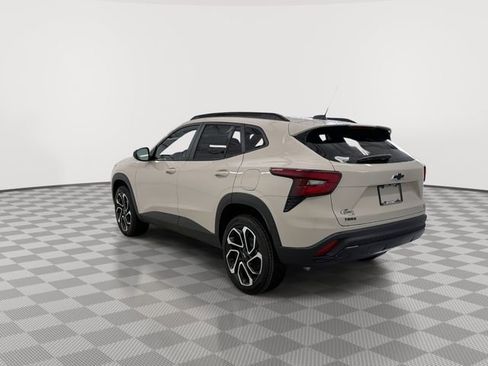 New 2026 Chevrolet Trax RS FWD image 8