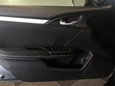 Used 2018 Honda Civic EX-T image 17