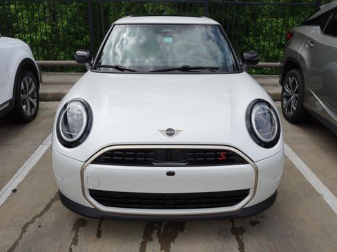Used 2025 MINI Cooper S FWD image 2