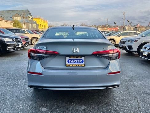 Used 2022 Honda Civic Touring image 7