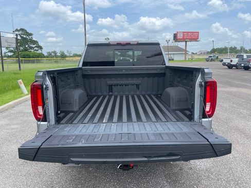 Used 2024 GMC Sierra 1500 Denali w/ Technology Package AWD/4WD image 15