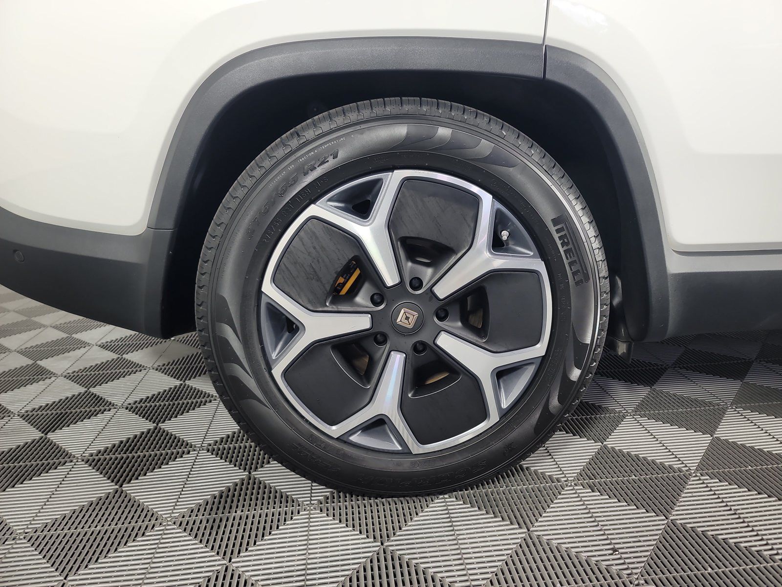 Used 2023 Rivian R1S Adventure Quad AWD/4WD image 12