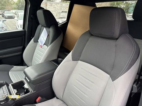 Certified 2025 Toyota Tacoma TRD Sport image 10