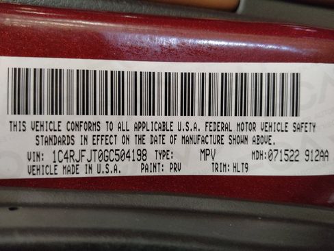 Used 2016 Jeep Grand Cherokee Summit w/ Platinum Series Group AWD/4WD image 33