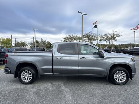 Used 2022 Chevrolet Silverado 1500 RST image 2