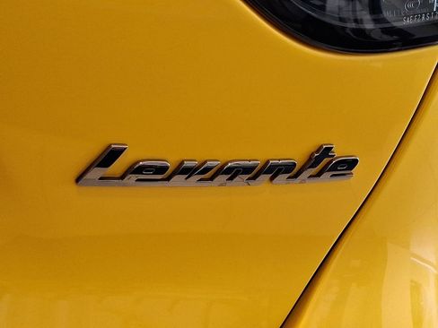 Used 2023 Maserati Levante Trofeo image 30