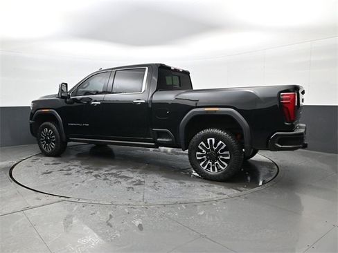 Certified 2025 GMC Sierra 2500 Denali Ultimate image 7