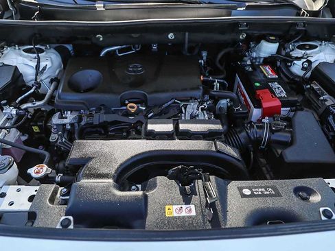 Certified 2020 Toyota RAV4 XLE AWD/4WD image 25