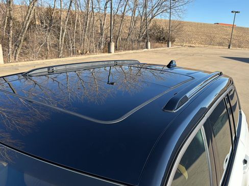 New 2026 Jeep Grand Cherokee Summit w/ Obsidian Package image 9