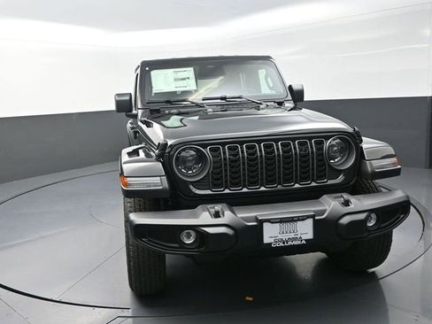 New 2026 Jeep Gladiator Sport AWD/4WD image 5