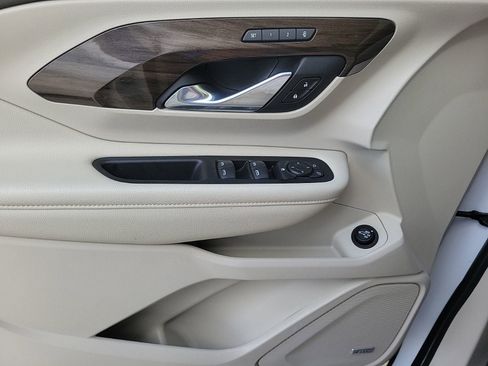 Used 2020 GMC Terrain Denali w/ Denali Premium Package image 17