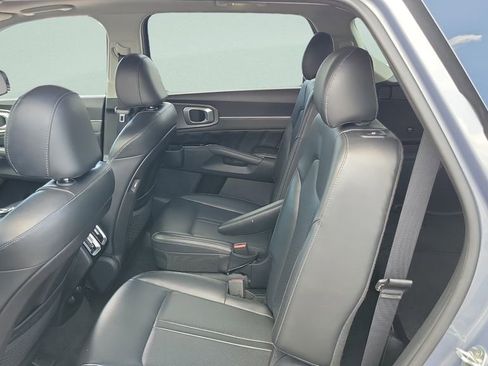 Used 2021 Kia Sorento SX FWD image 10