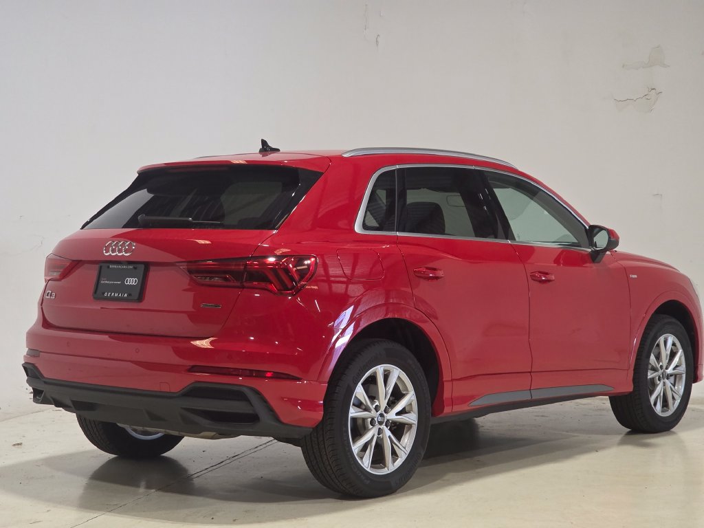 Certified 2025 Audi Q3 2.0T Premium w/ Convenience Package AWD/4WD image 5
