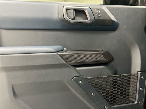 Used 2024 Ford Bronco Outer Banks image 21