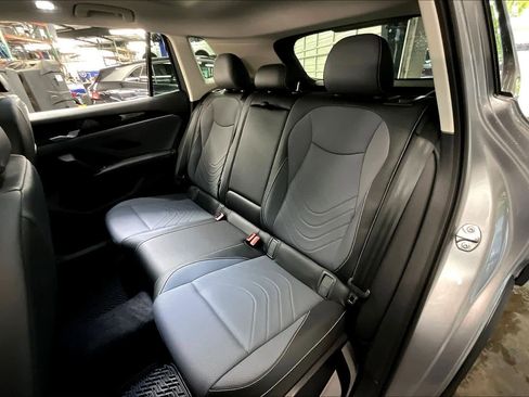 New 2026 Volkswagen Tiguan SE image 12