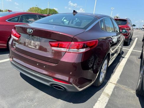 Used 2016 Kia Optima LX FWD image 2
