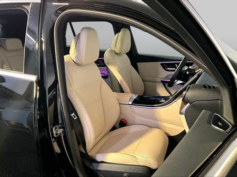 Certified 2026 Mercedes-Benz GLC 300 4MATIC image 8