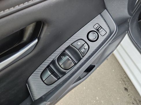 Used 2024 Nissan Sentra SV image 23