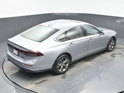 Used 2023 Honda Accord EX image 35