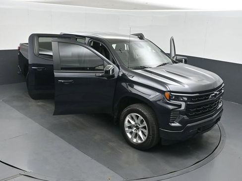 Used 2024 Chevrolet Silverado 1500 RST AWD/4WD image 51
