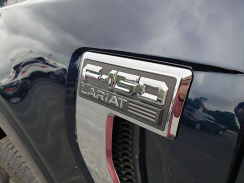 Used 2023 Ford F150 Lariat AWD/4WD image 11