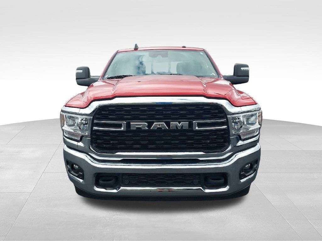 Used 2024 RAM 2500 Big Horn w/ Safety Group AWD/4WD image 8