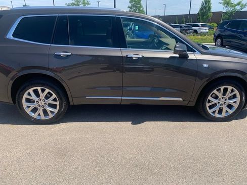 Used 2020 Cadillac XT6 Premium Luxury w/ Platinum Package AWD/4WD image 6