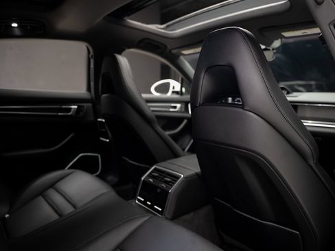Used 2023 Porsche Panamera 4 AWD/4WD image 73
