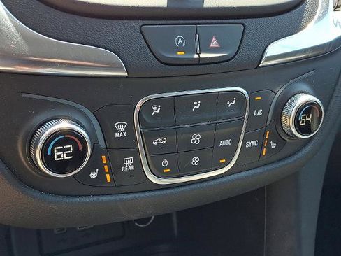 Certified 2024 Chevrolet Equinox LT AWD/4WD image 16