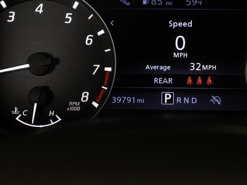 Used 2024 Nissan Frontier SV w/ SV Convenience Package RWD image 30