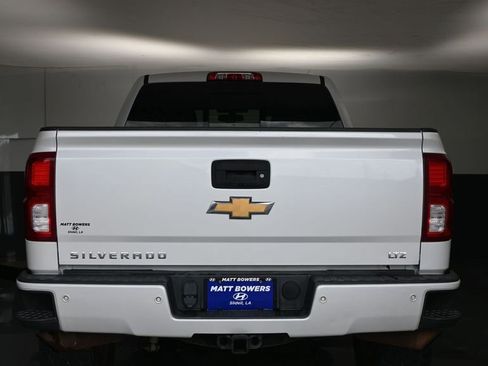 Used 2017 Chevrolet Silverado 1500 LTZ Z71 w/ LTZ Plus Package AWD/4WD image 17