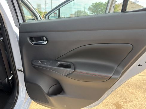 Used 2025 Nissan Versa SR w/ Trunk Package FWD image 31