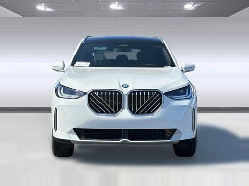 Used 2025 BMW X3 xDrive30i w/ Convenience Package image 5