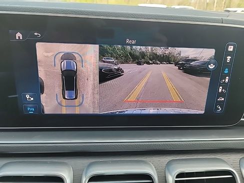 Used 2024 Mercedes-Benz GLS 450 4MATIC w/ AMG Line Exterior image 17