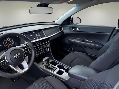 Used 2020 Kia Optima LX FWD image 10