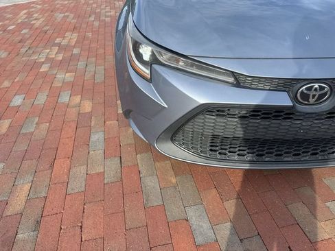 Used 2022 Toyota Corolla LE FWD image 21