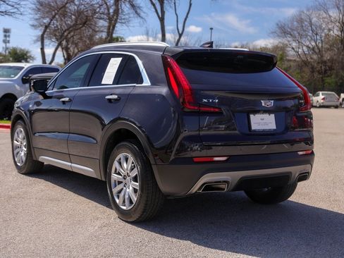 Used 2022 Cadillac XT4 Premium Luxury w/ Technology Package image 3