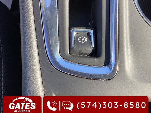 Used 2024 Chevrolet Equinox LT image 34